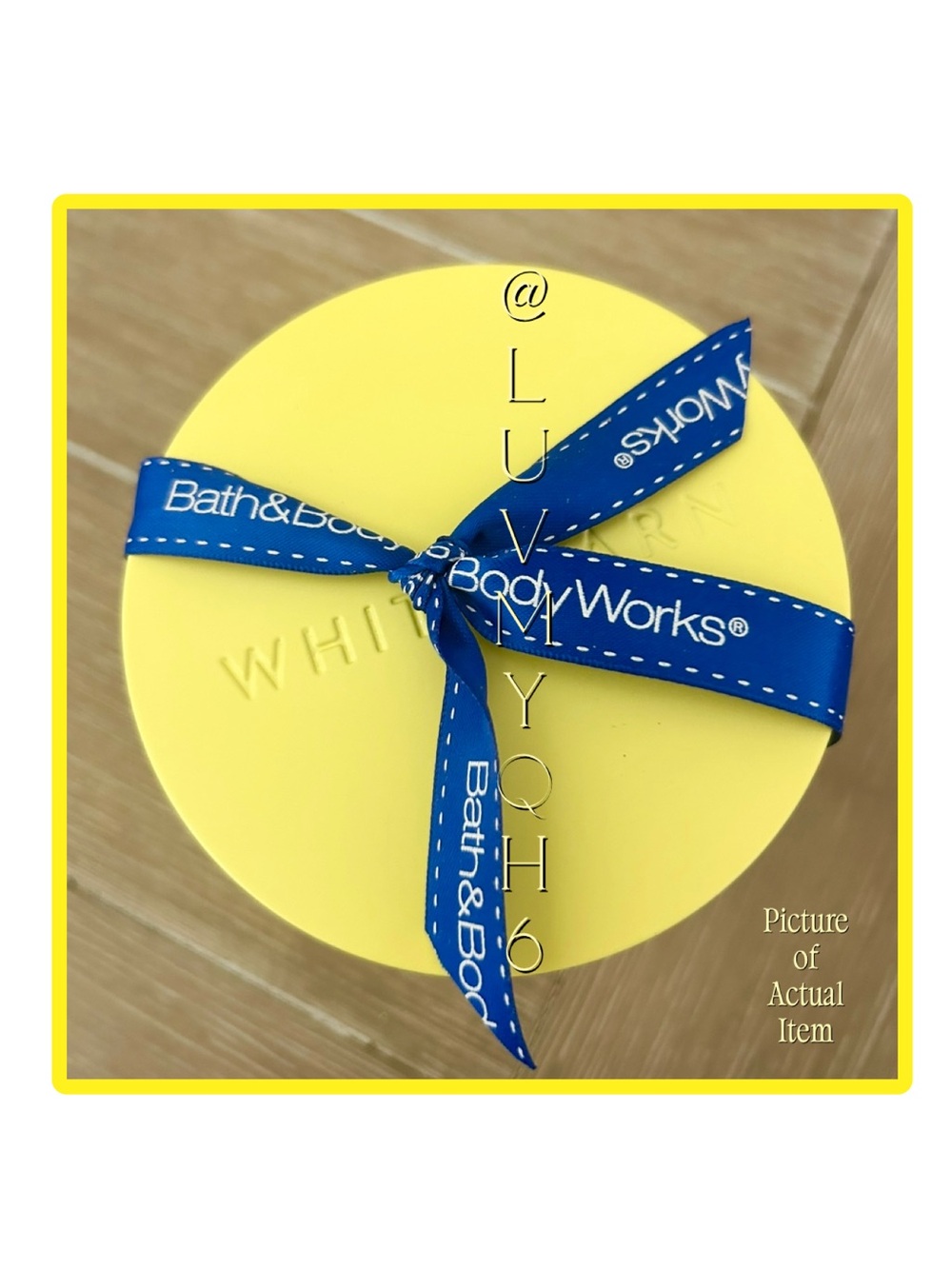 Bath & Body Works "Kitchen Lemon" 3-Wick Candle - Picture 3 of 3